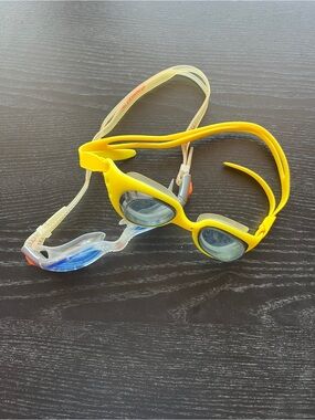 Speedo Swim Goggles Lot Clear Blue Biofuse & Bright Yellow Youth Adult 6.5"